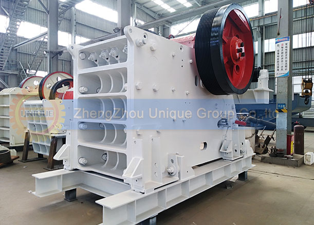 Higher Efficiency Bigger Capacity 700×1060 Jaw Crusher