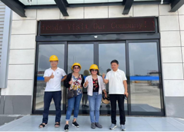 Welcome Philippine customer to our factory.